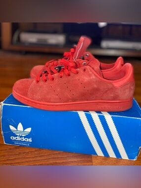 Red Stan Smith Adidas Sneakers